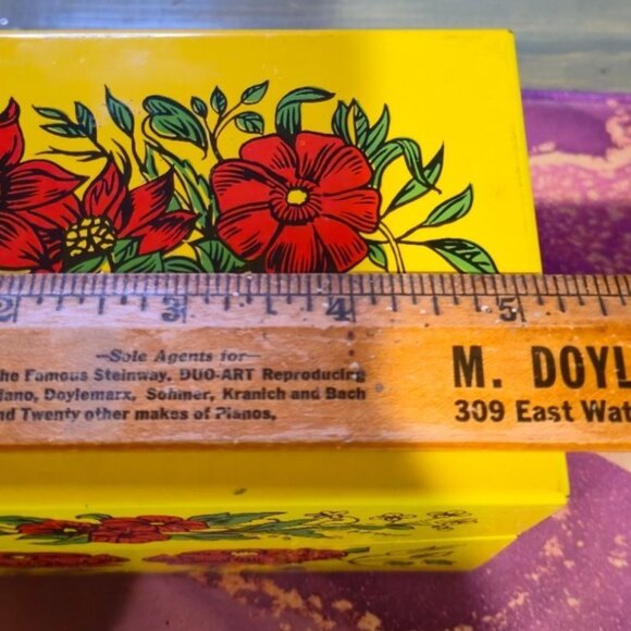 1970s Tin Recipe Box Retro Floral Design yellow red botanical vintage storage - Picture 9 of 9